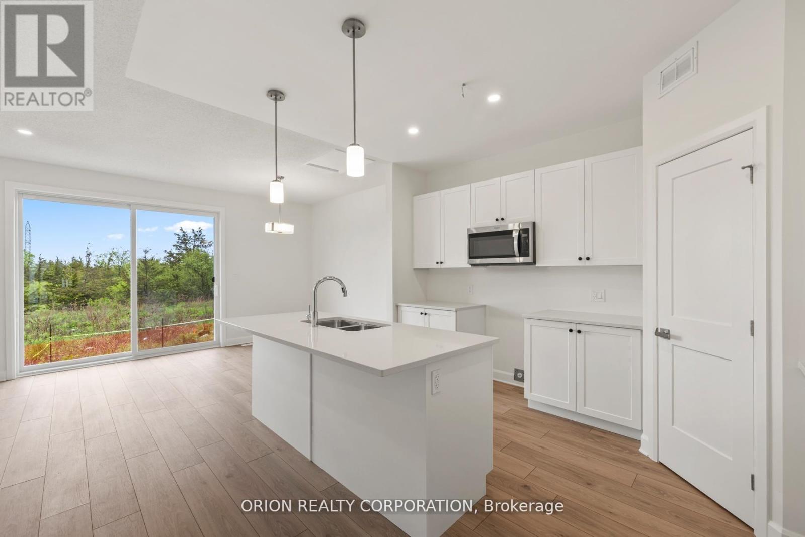 418 BUCKTHORN DRIVE - 12