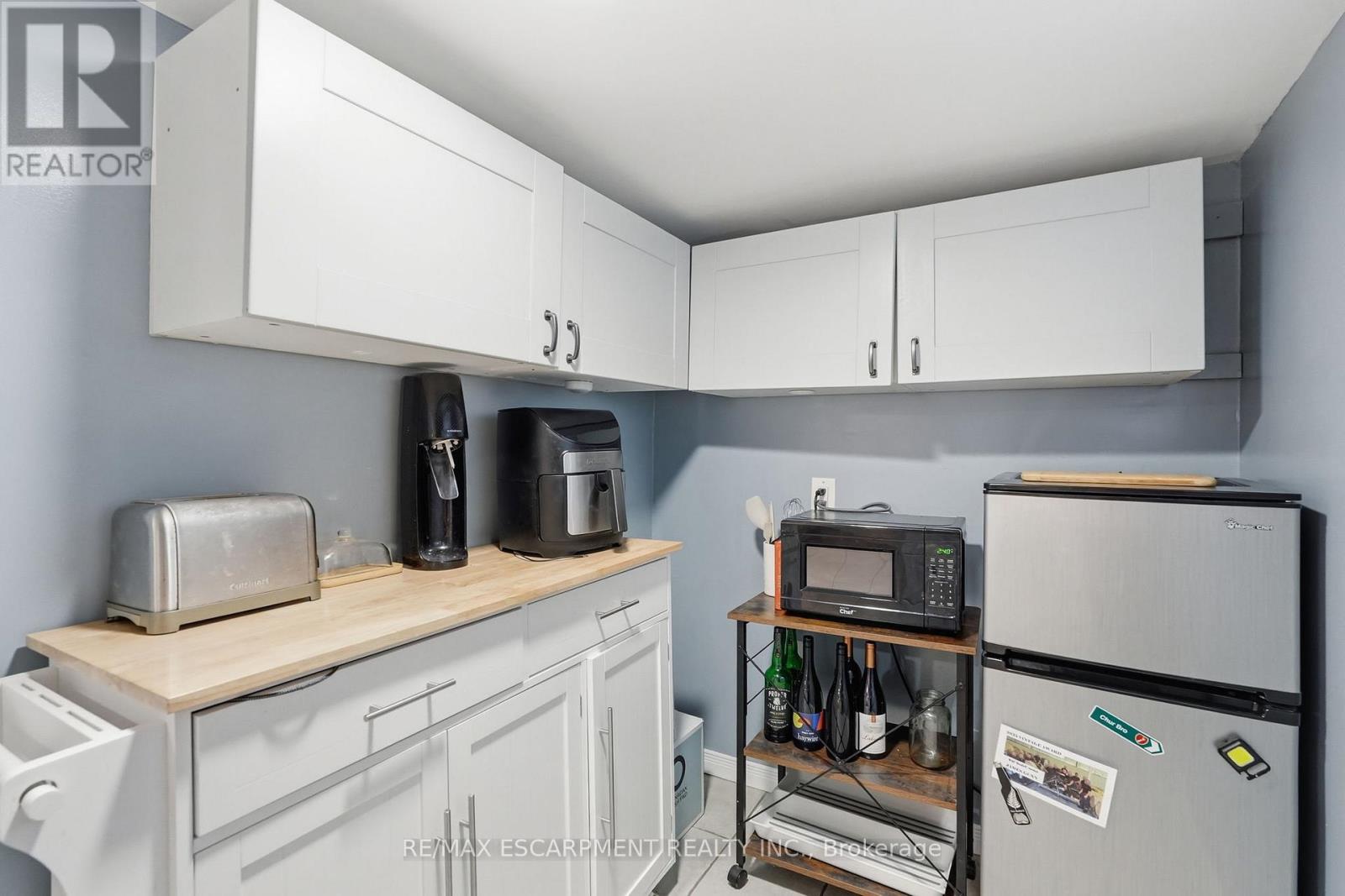 1 RUTHERFORD AVENUE,Hamilton (St. Clair),,