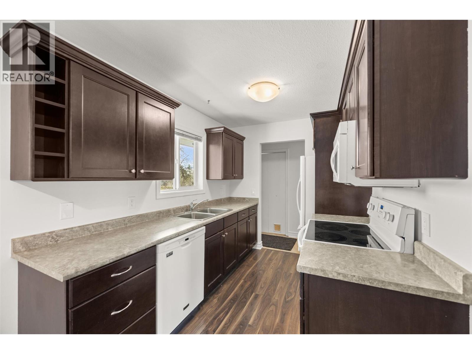 201 135 Woods Road, Kelowna