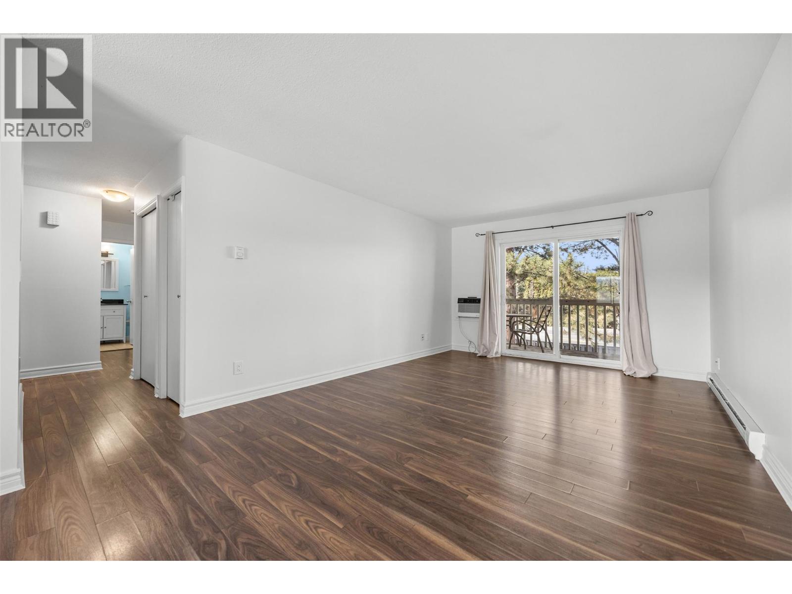 201 135 Woods Road, Kelowna