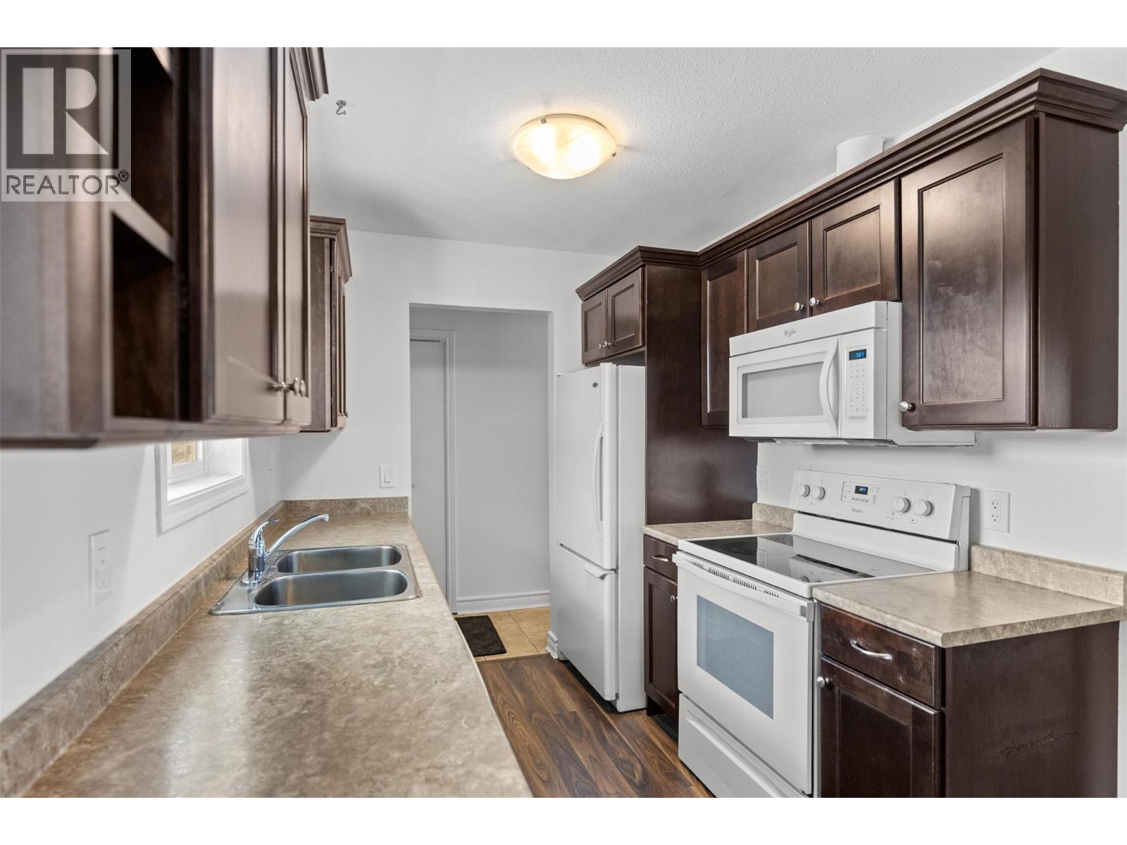 201 135 Woods Road, Kelowna