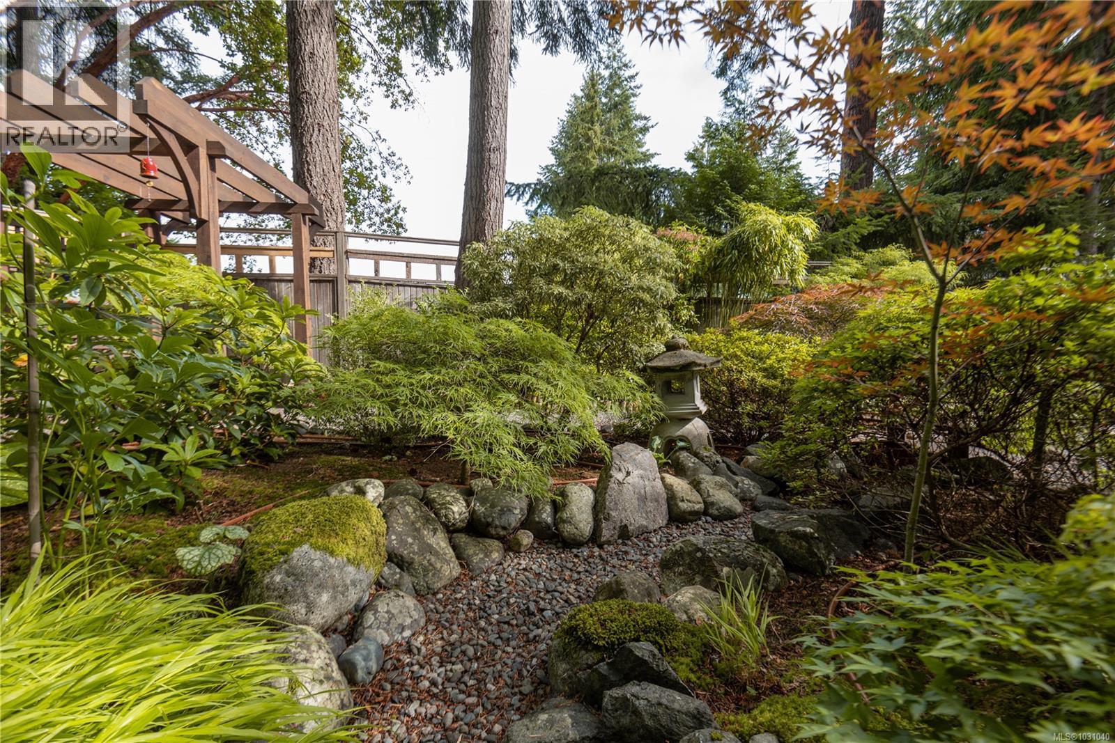 1367 Kingsview Rd - 45