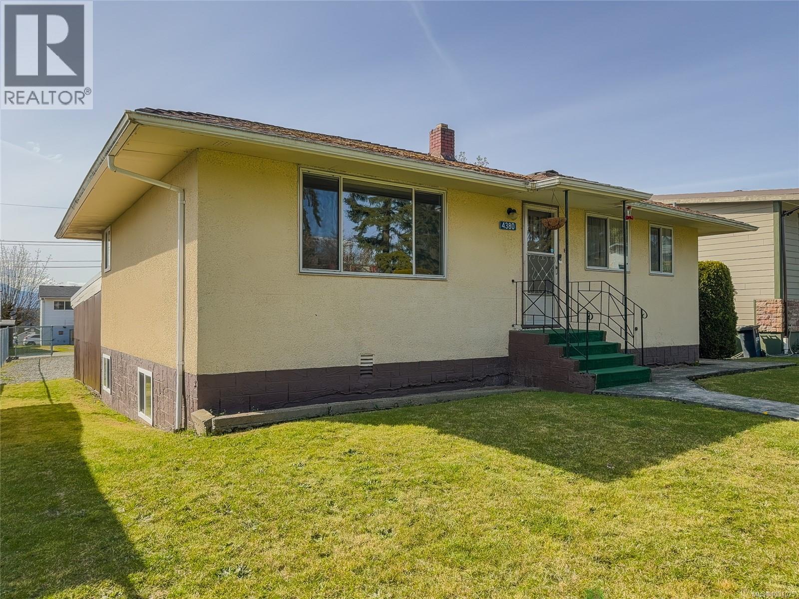 4380 Anderson Ave, Port Alberni
