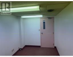 955 Queen St E, Sault Ste  Marie, ON P6A2C3 Photo 8