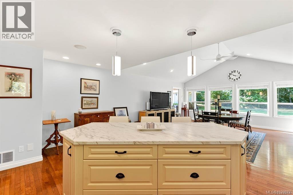 4256 Ravenhill Ave, Port Alberni