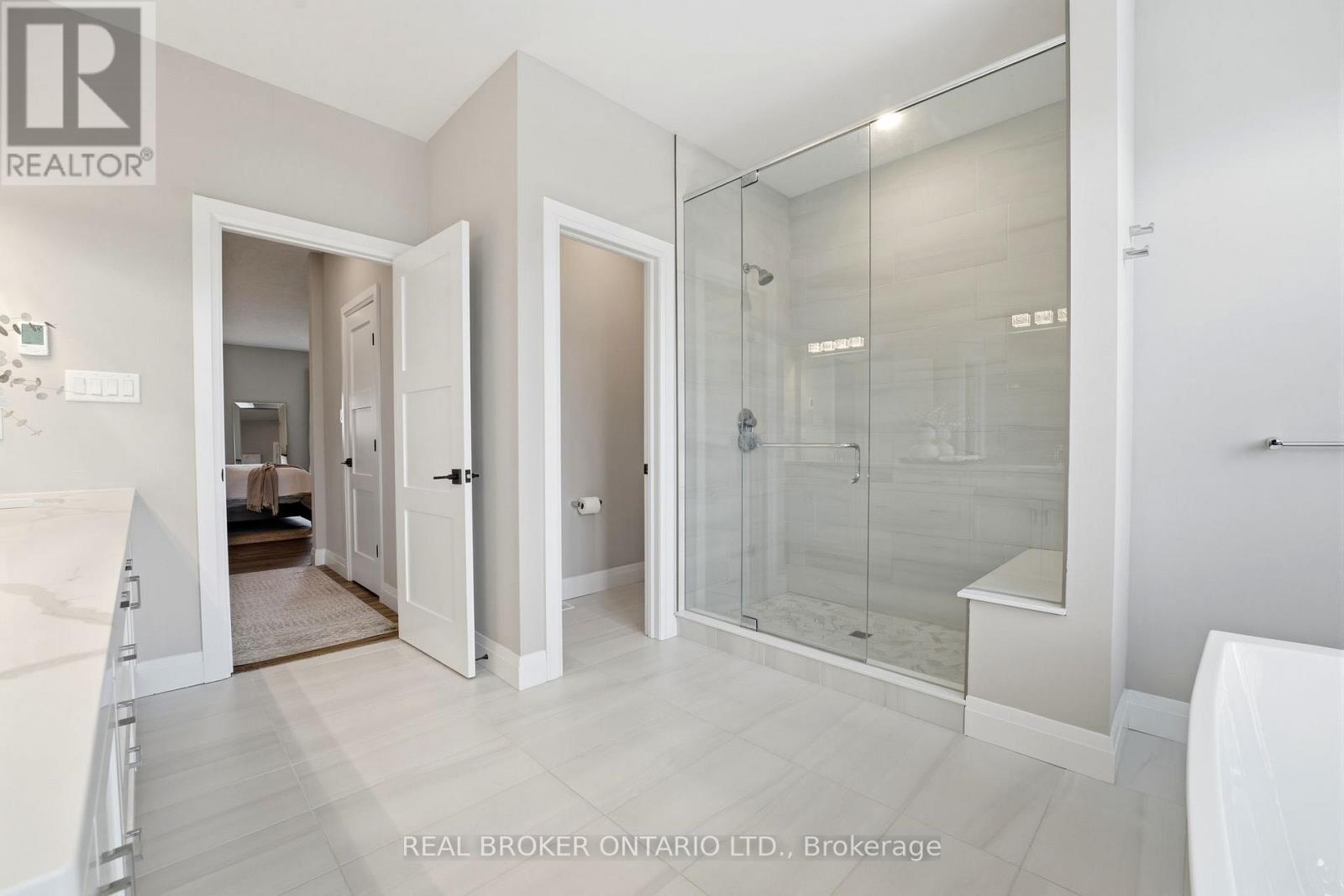 39 MILL RACE CRESCENT — photo 35