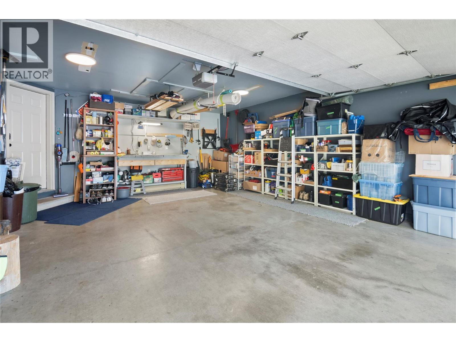 #17 7525 COLUMBIA AVENUE - 33