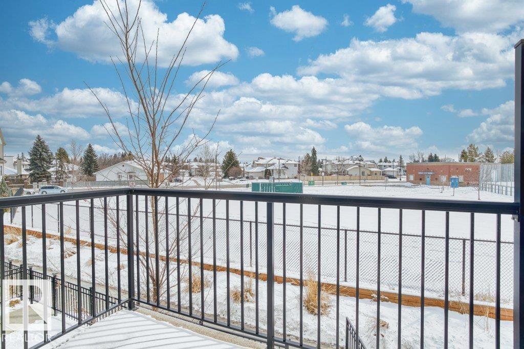 #6 11373 12 AV NW, Edmonton