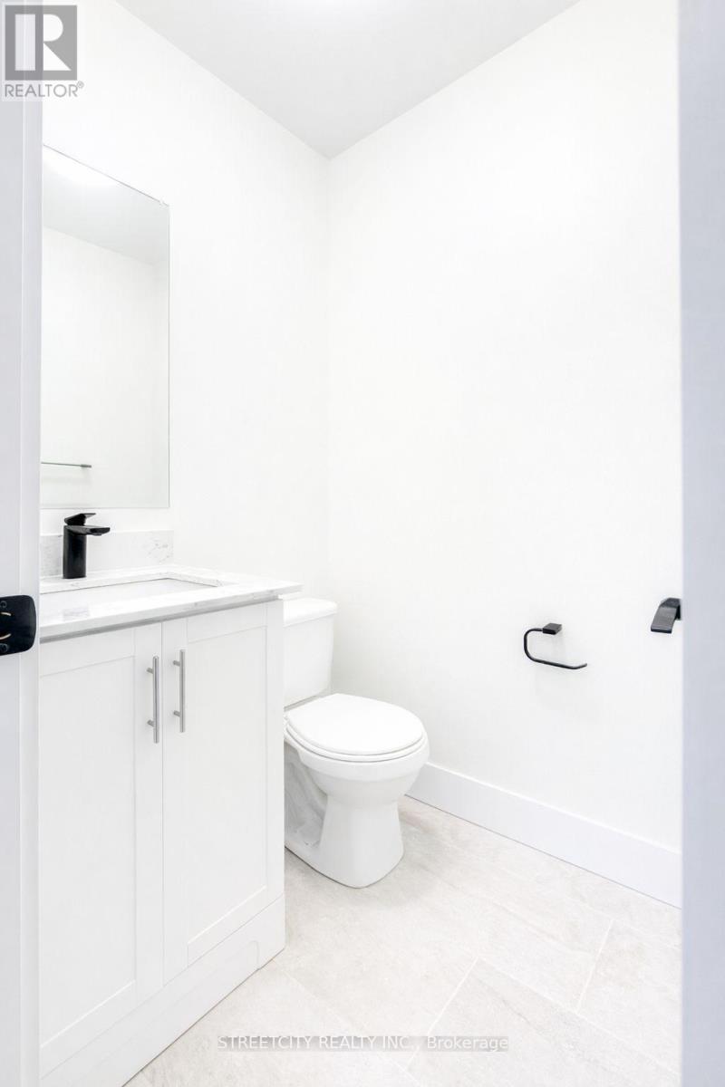25 AUGUSTA CRESCENT - 14