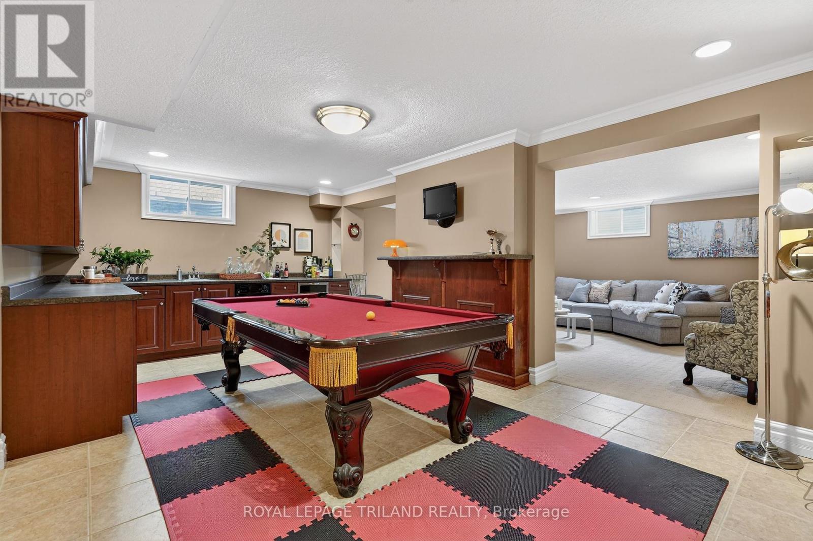 995 MANCHESTER ROAD Property Photo