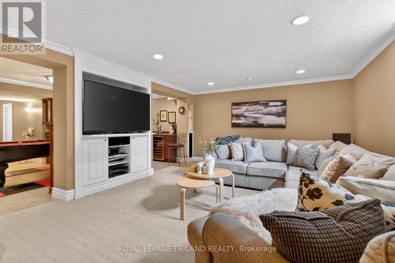 995 MANCHESTER ROAD Property Photo