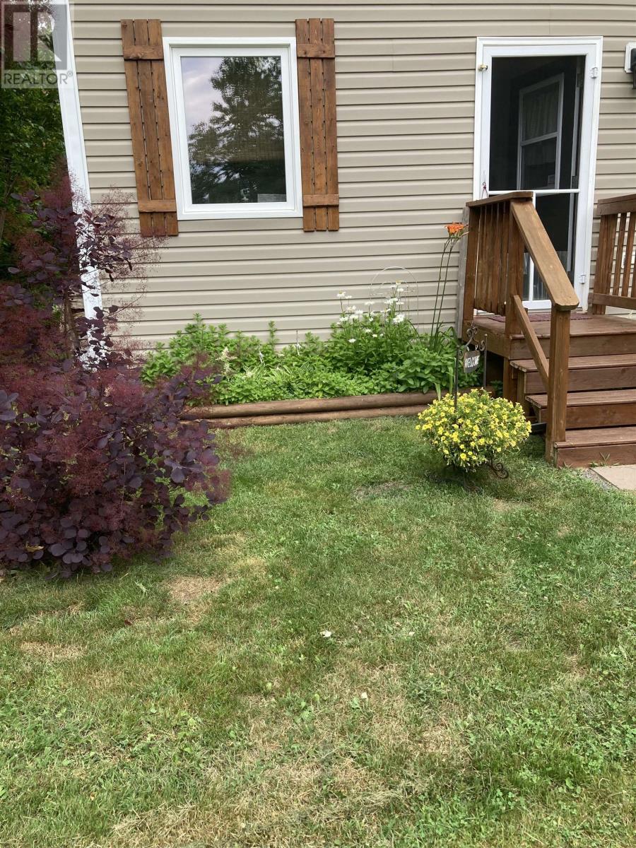 20 MELLAN ACRE ROAD - 19