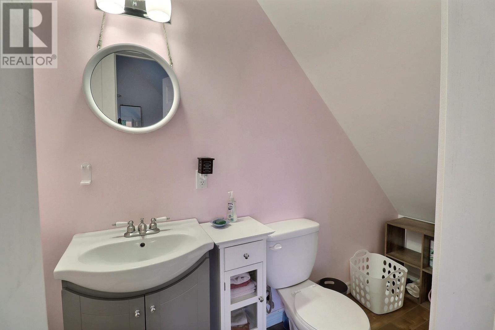 20 MELLAN ACRE ROAD - 16
