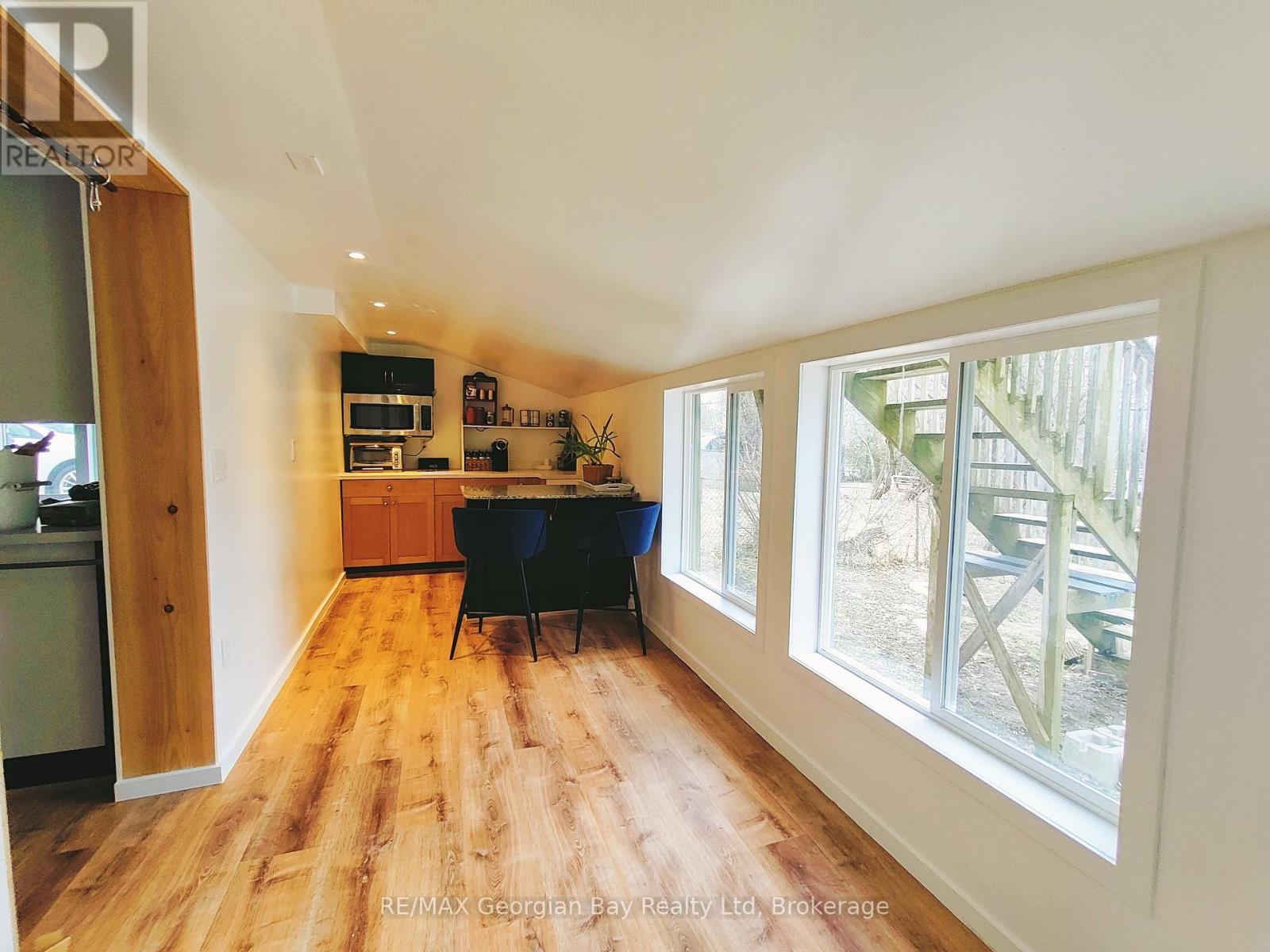 106 WILLIAM STREET - 13