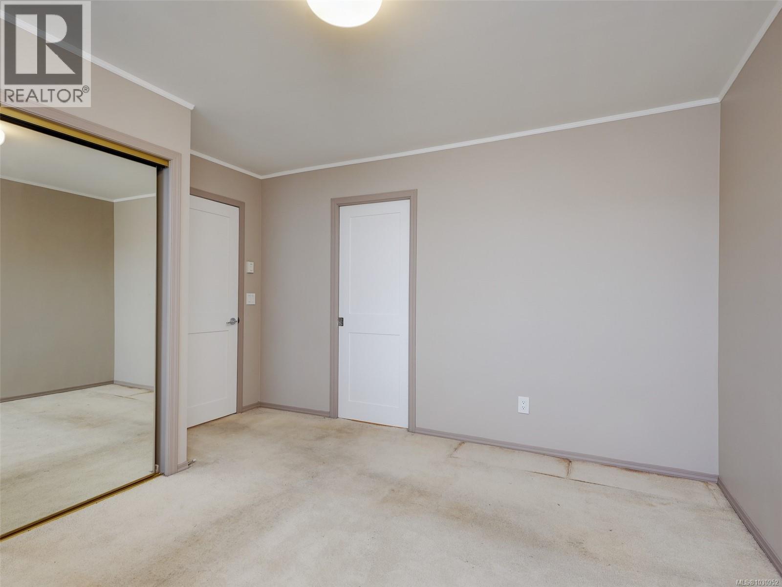 104 6880 Wallace Dr, Central Saanich