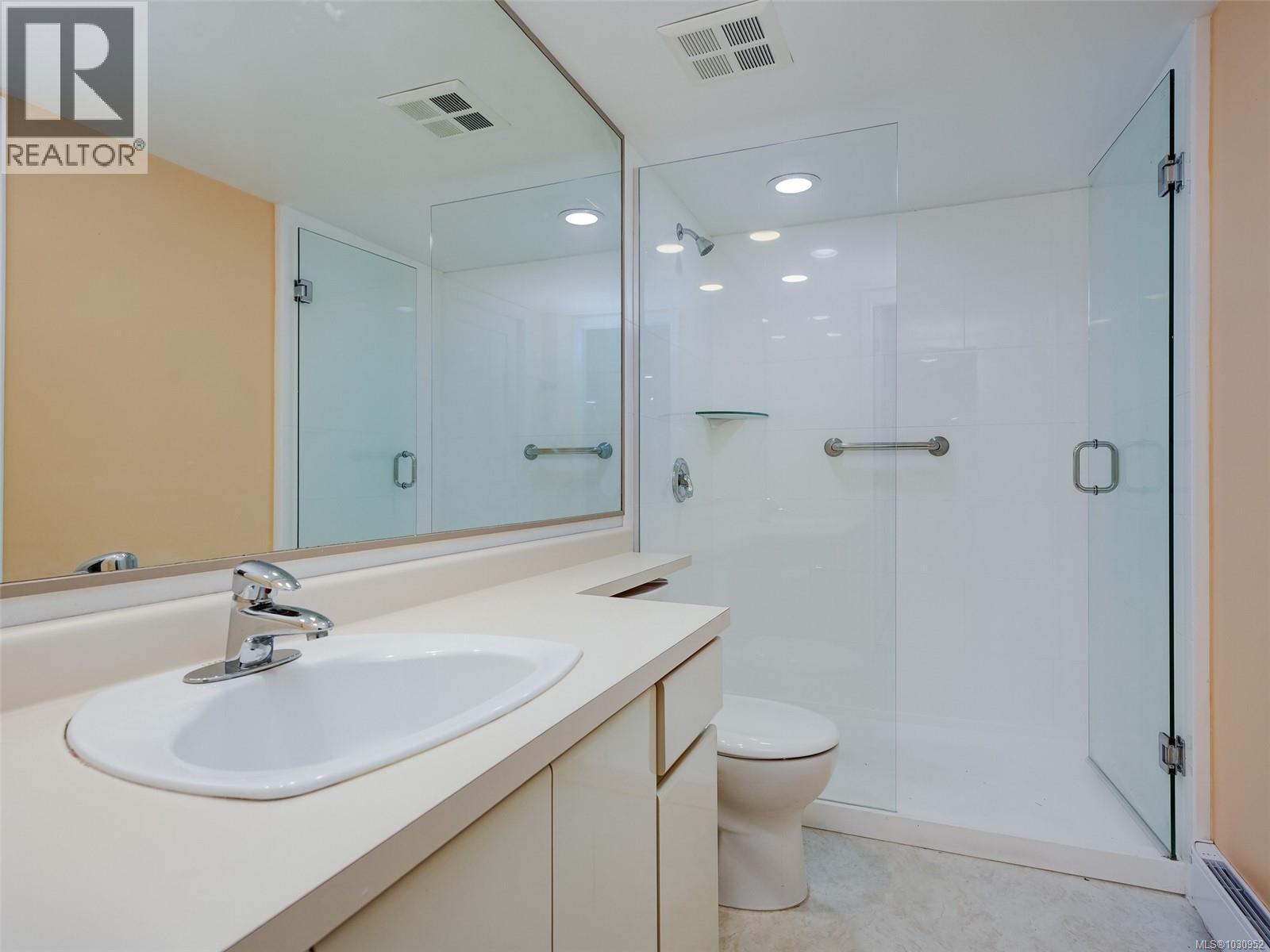 104 6880 Wallace Dr, Central Saanich