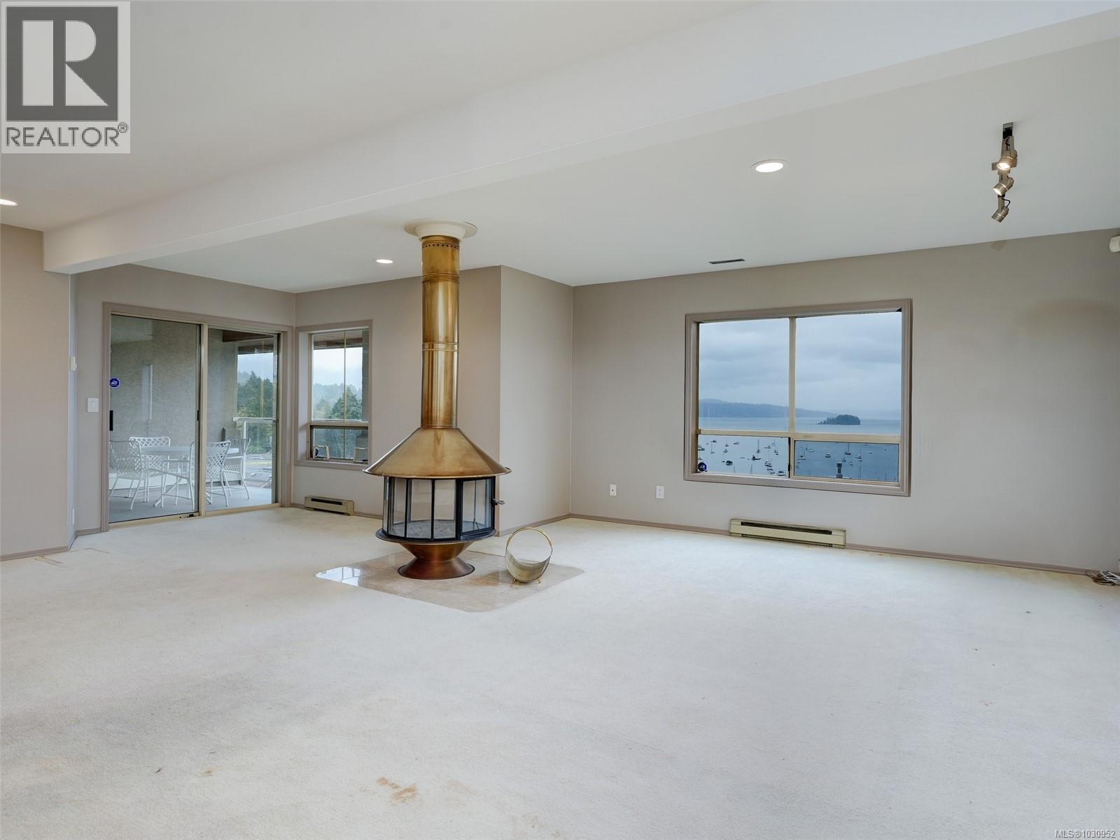 104 6880 Wallace Dr, Central Saanich