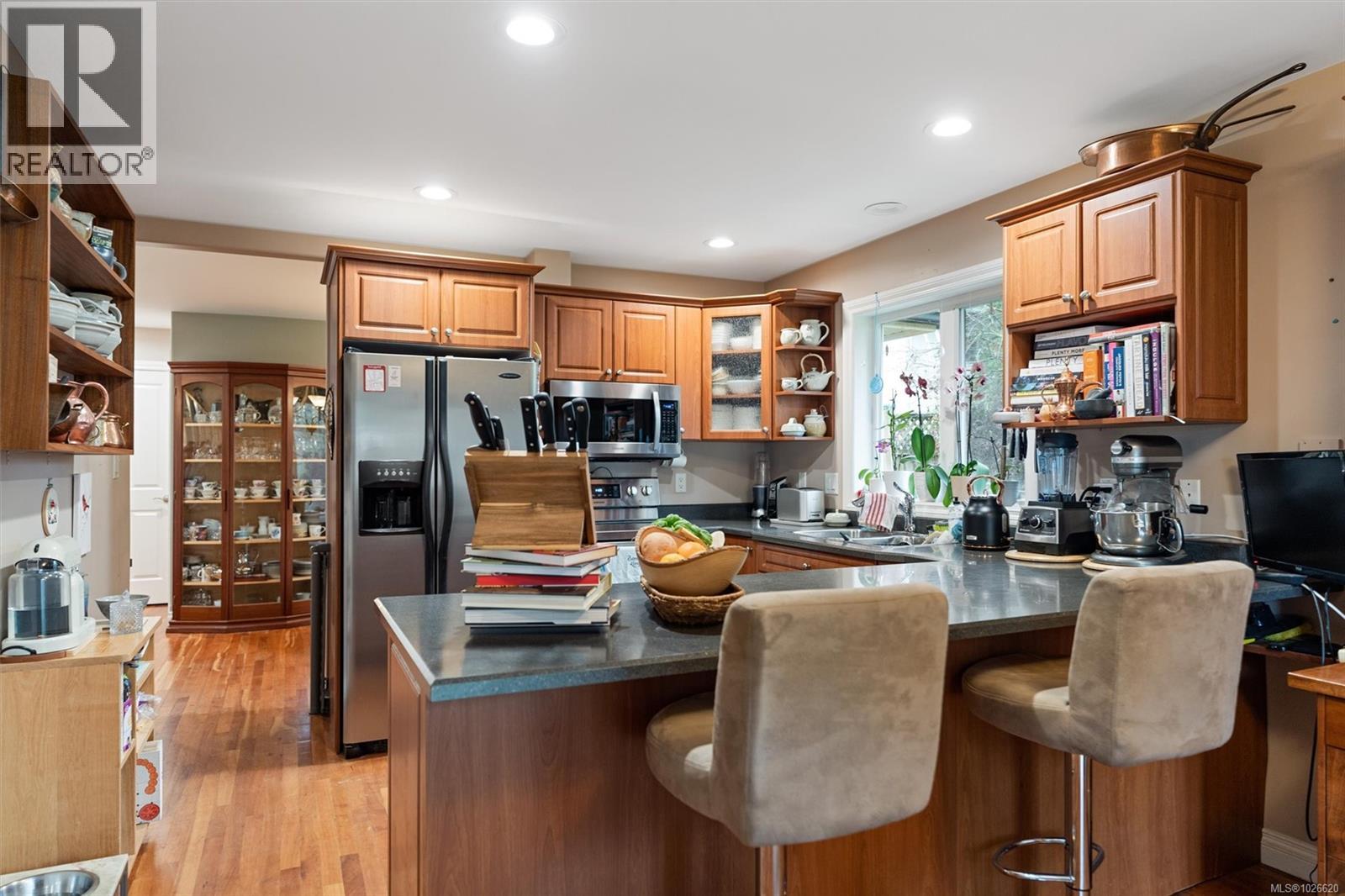 10372 BOWERBANK RD - 12