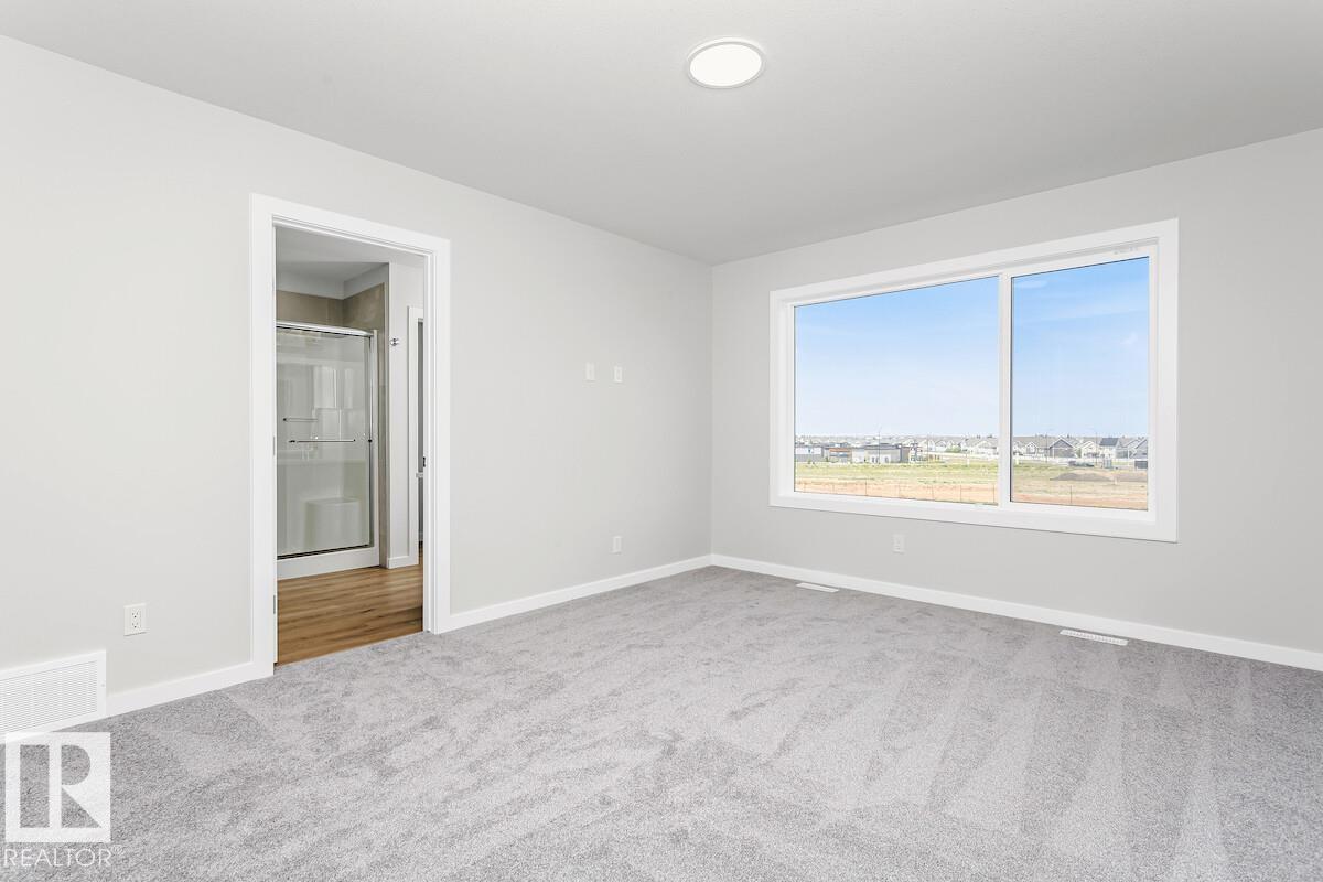 6239 29 AV SW, Edmonton