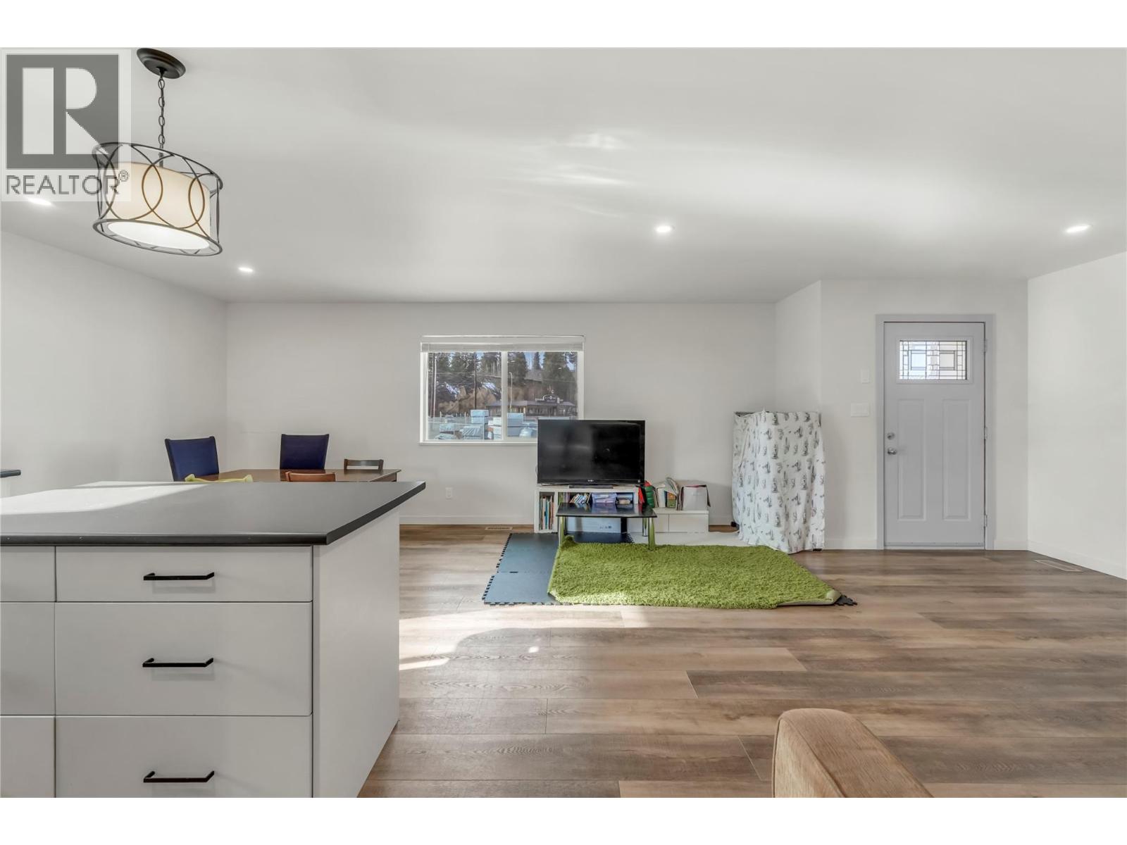 272 BURTON AVENUE - 11