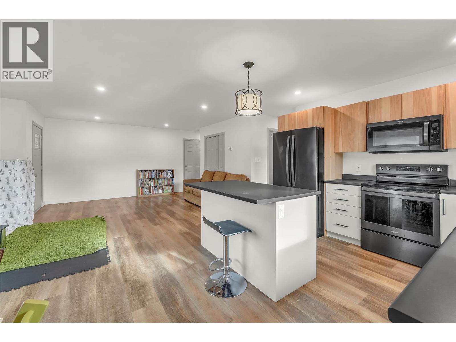 272 BURTON AVENUE - 13