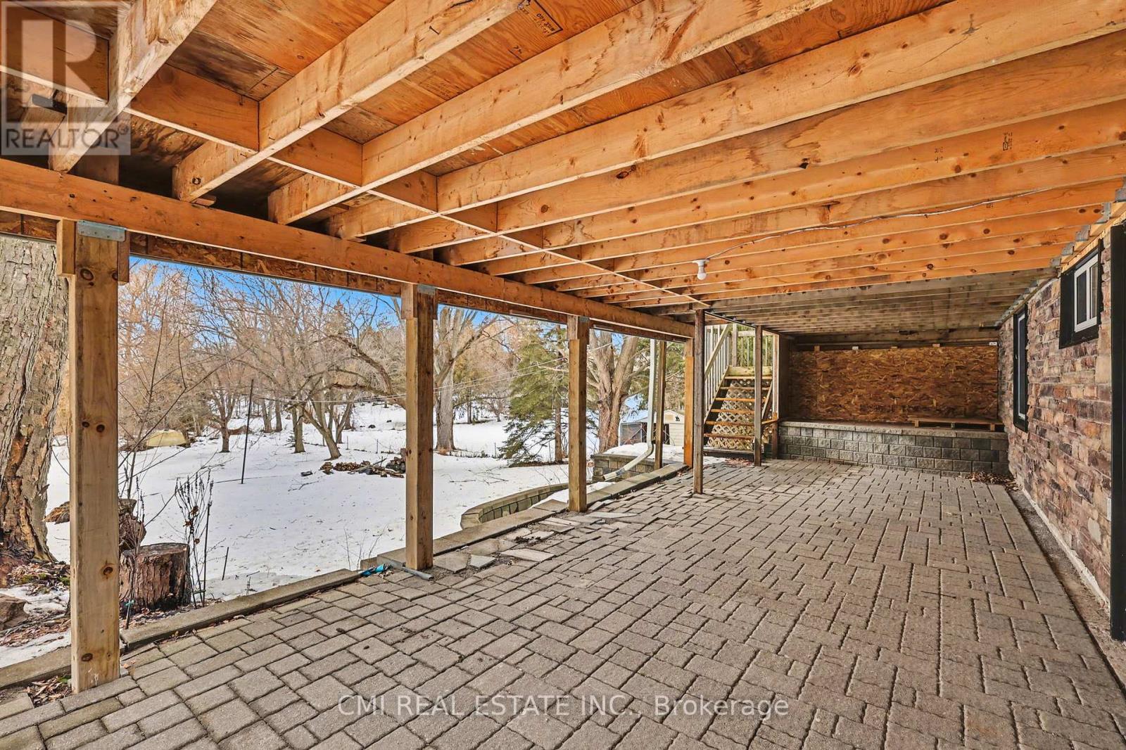 3440 SIMCOE STREET N - 25