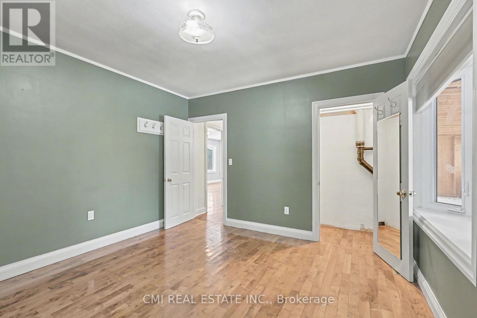 3440 SIMCOE STREET N - 6