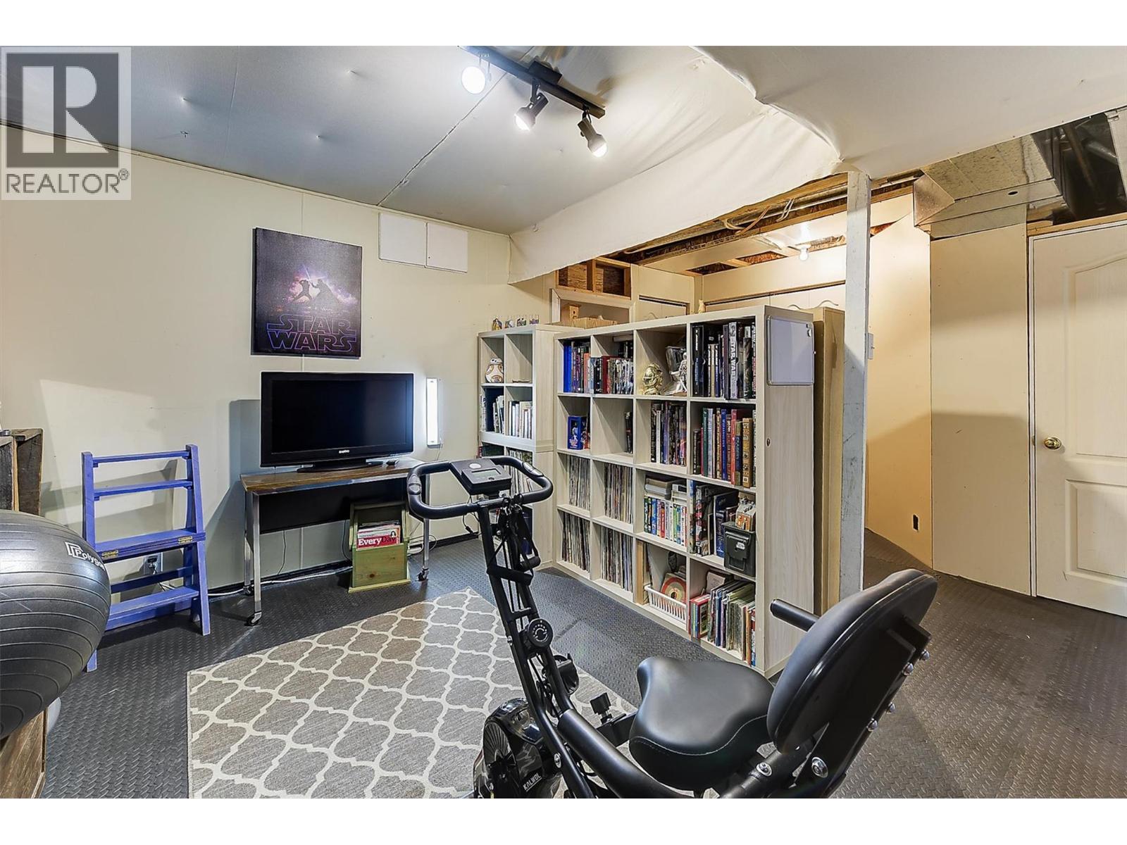 5280 Allenby Lane, Kelowna