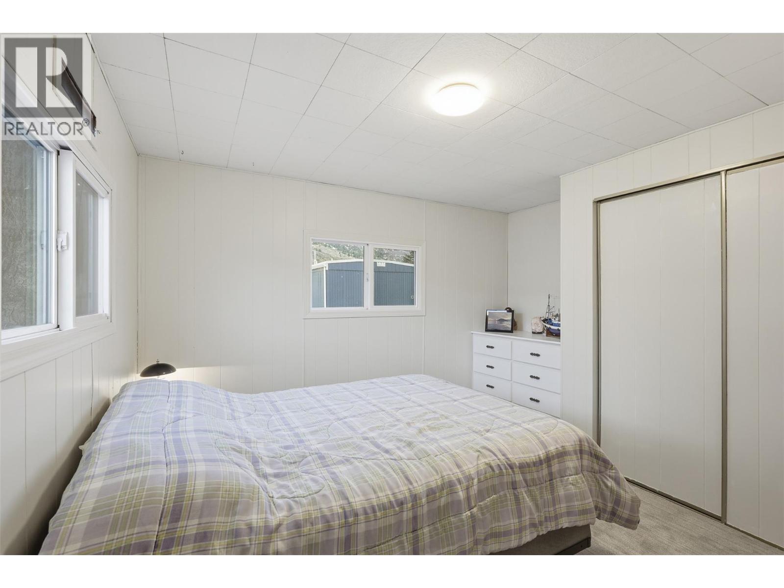 26 2400 OAKDALE Way, Kamloops