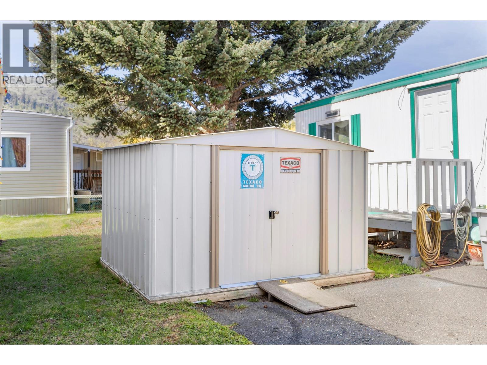 26 2400 OAKDALE Way, Kamloops