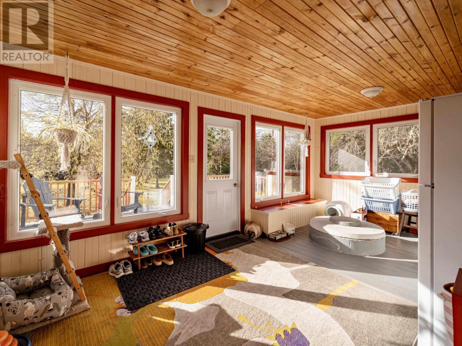 Property 6 of 52 of 2133 Highway 3