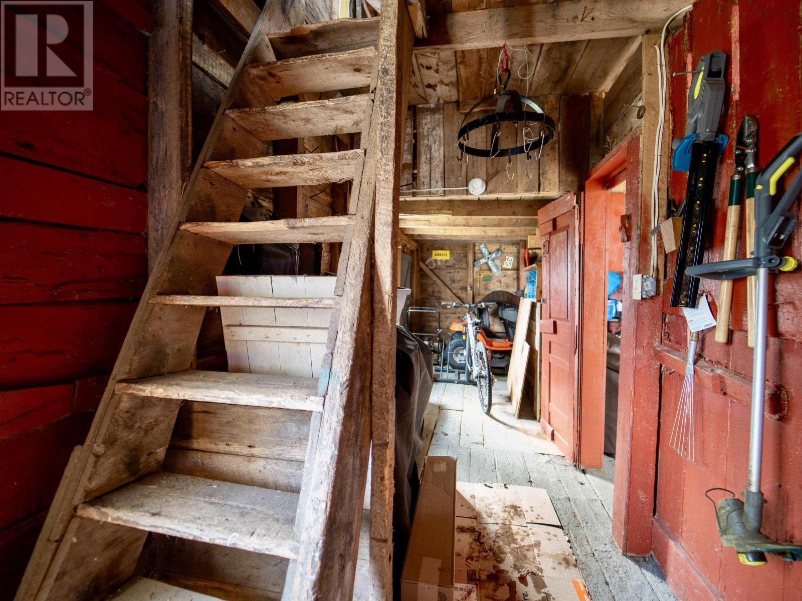 Property 43 of 52 of 2133 Highway 3