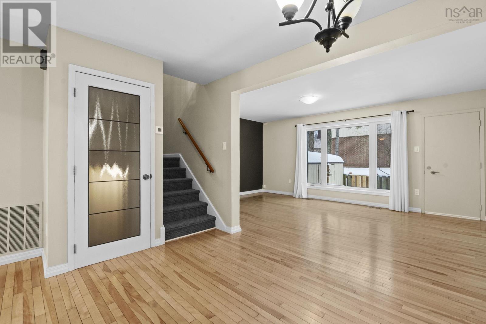 222 WILLETT STREET - 18