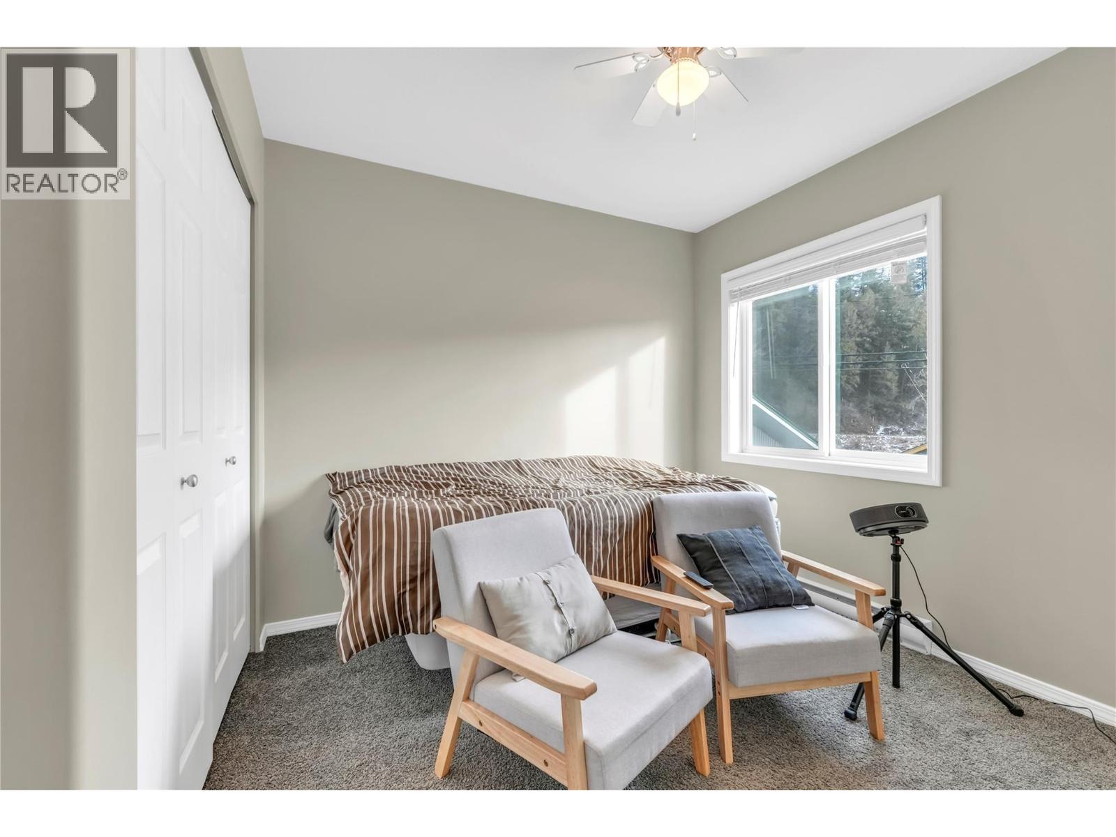 204 ANGELA AVENUE - 31