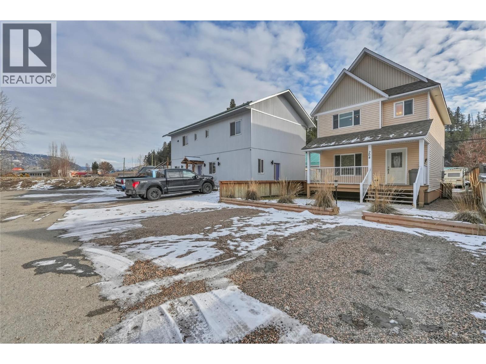 204 ANGELA AVENUE - 5