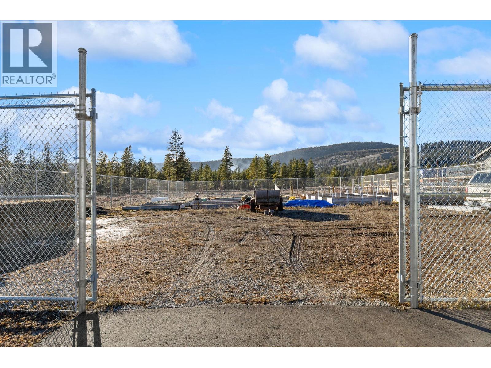 110 CHINA CREEK ROAD ROAD W - 38