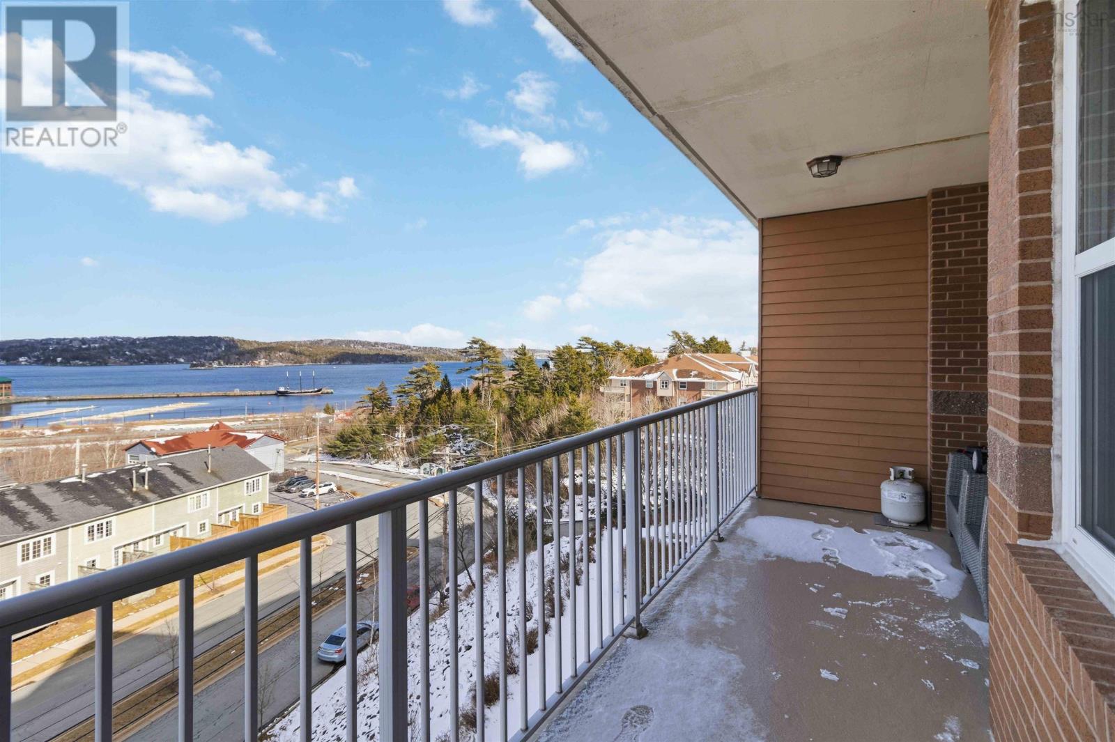 Property 21 of 42 of 308 50 Nelsons Landing Boulevard