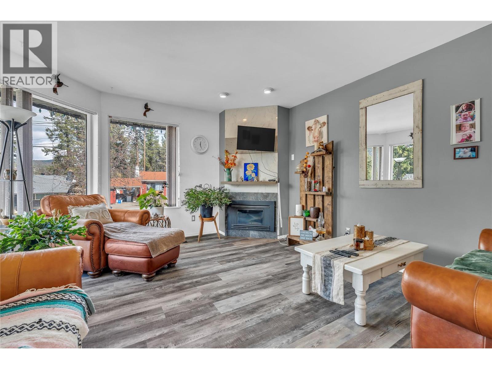 154 EDGEWOOD DRIVE - 8