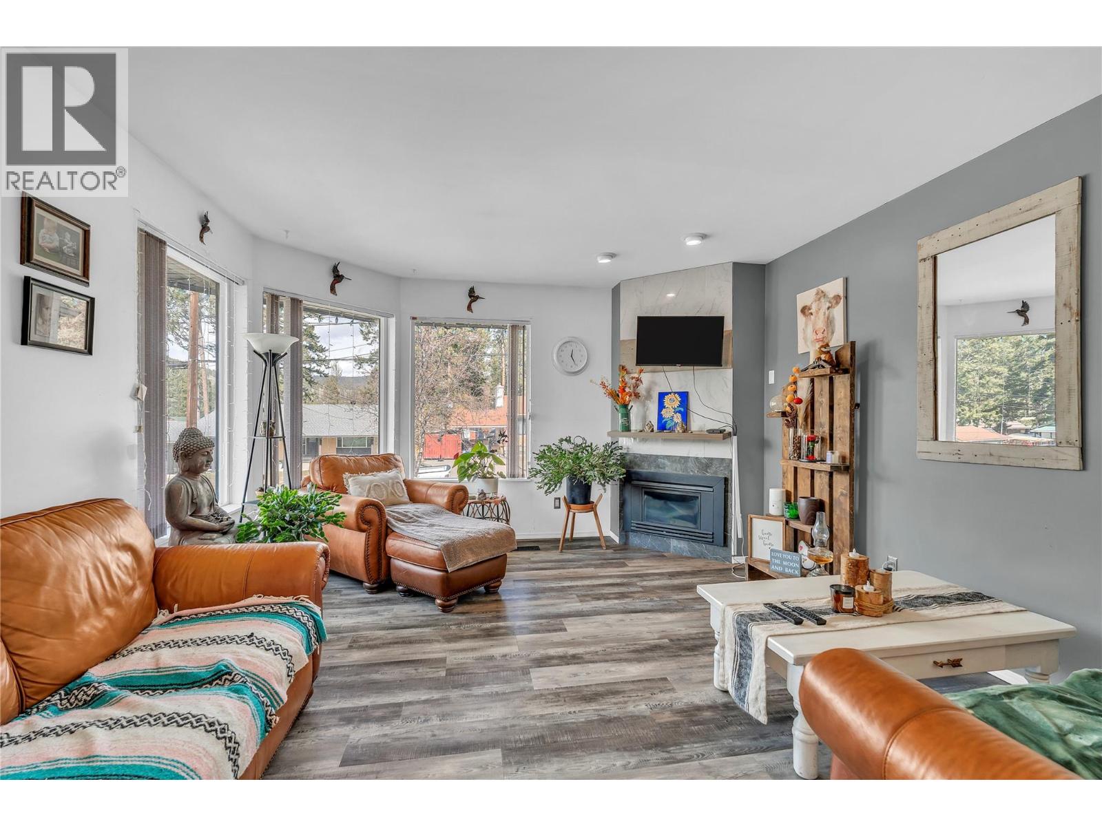 154 EDGEWOOD DRIVE - 7