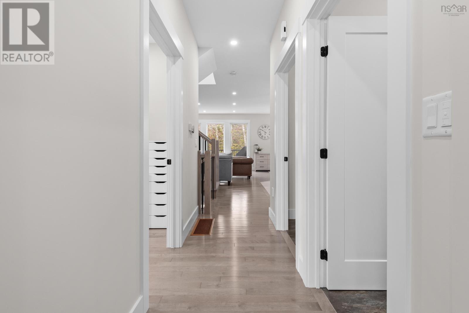 Property 6 of 41 of 37 Samaa Court