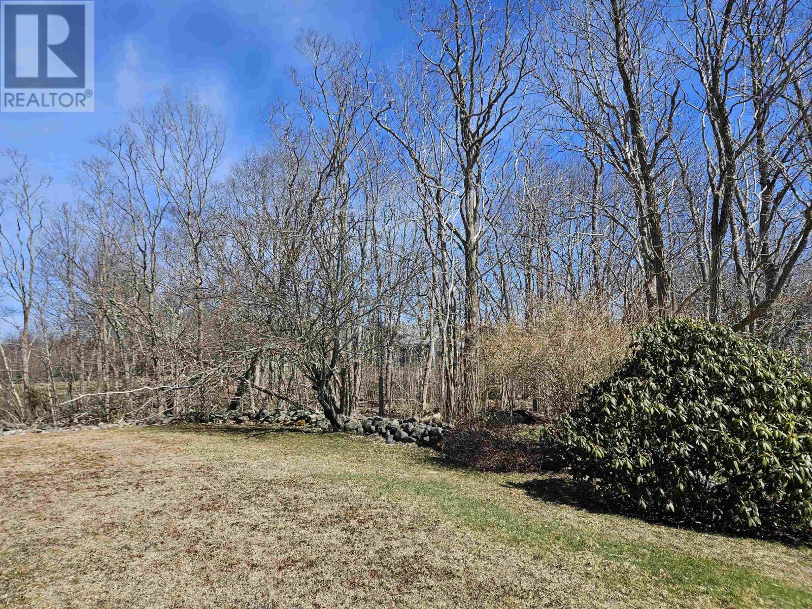 141 River Head Road - 32