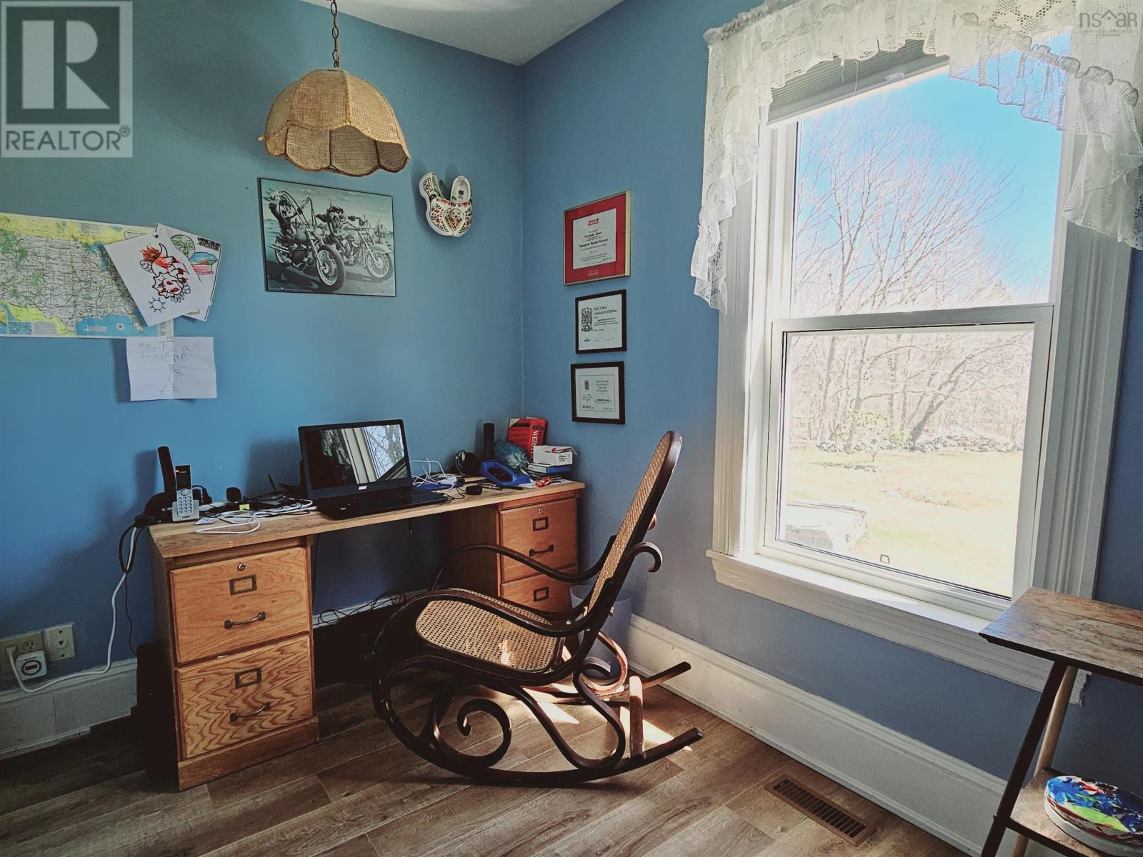 141 River Head Road - 25
