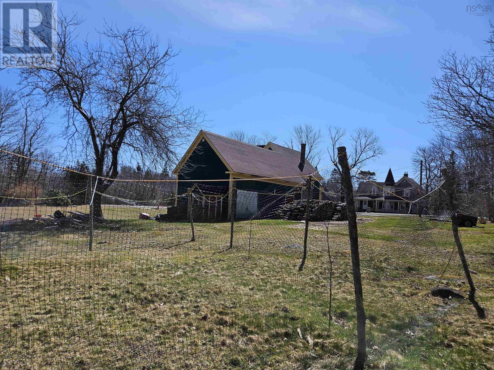 141 River Head Road - 29