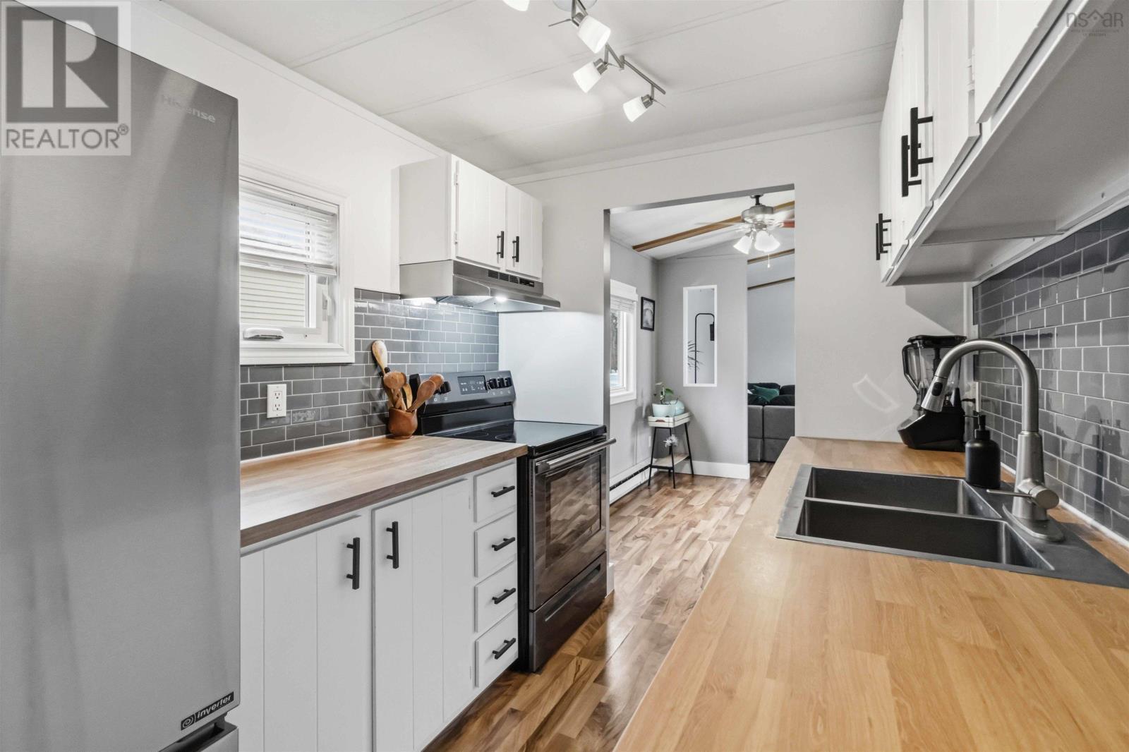 Property 12 of 26 of 34 Hughes Drive