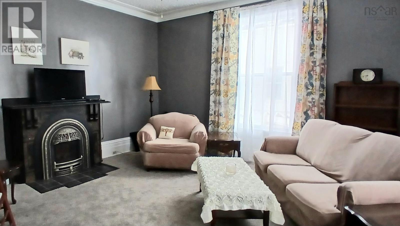 Property 22 of 47 of 30 Lovers Lane