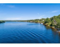 18 Ch. Des Iroquois, L Ile Du Grand Calumet, QC J0X1J0 Photo 13
