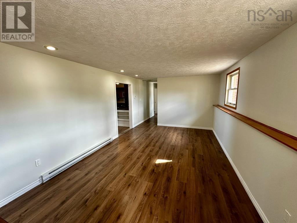 Property 17 of 41 of 18 Jill Street W, Milne Subdivision