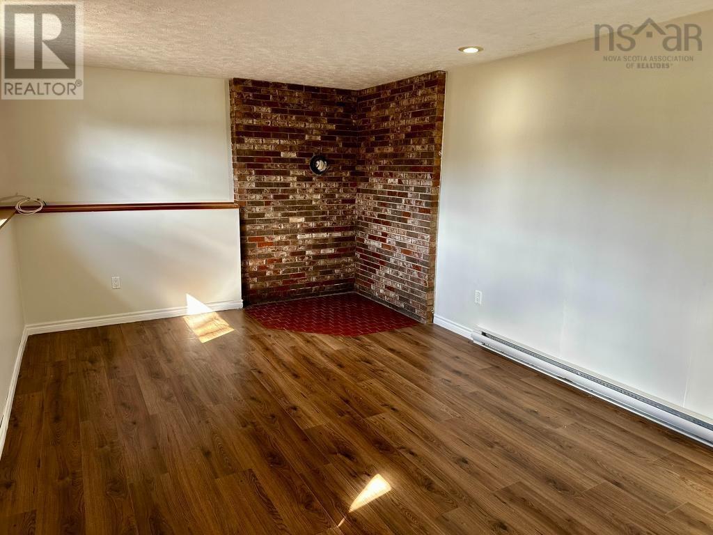 Property 8 of 41 of 18 Jill Street W, Milne Subdivision