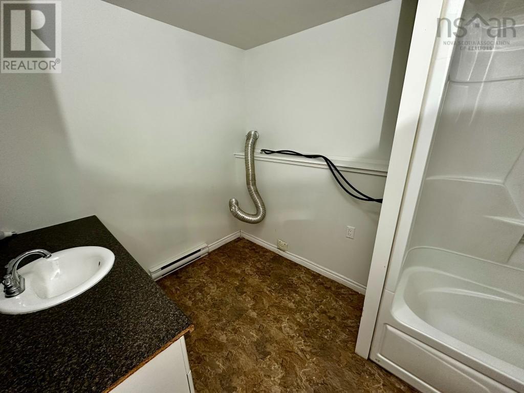 Property 24 of 41 of 18 Jill Street W, Milne Subdivision