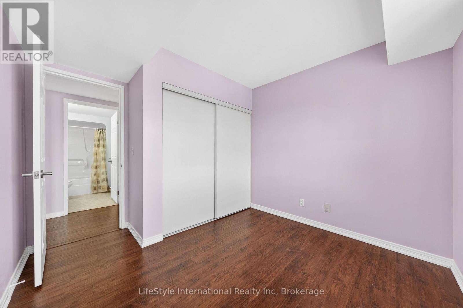 #306 208 SILVERCREEK PARKWAY N - 18